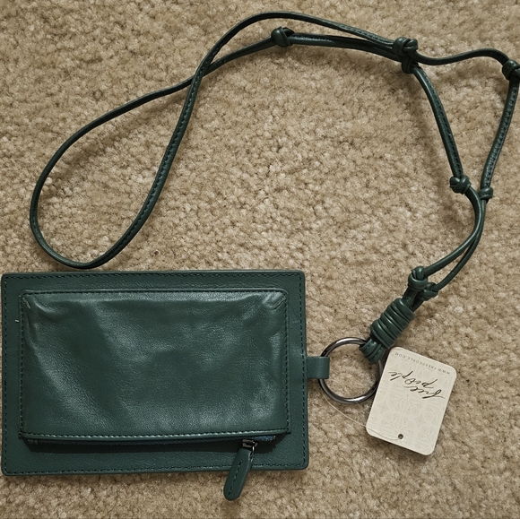 NWT FP Sun's Out Crossbody- Green - Picture 3 of 5